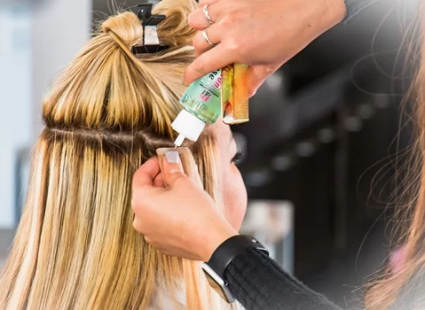 Hair-Extension-removal